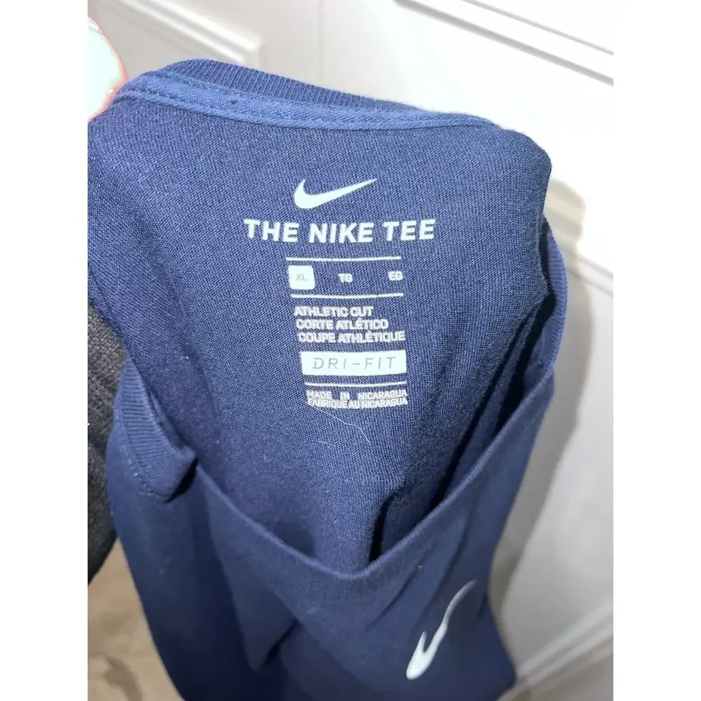 Nike Men's Blue Long‎ Sleeve Athletic Fit Dri-FIT Shirt Size XL
